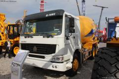 中國重汽 HOWO 380馬力 8X4 混凝土攪拌車(chē)(TZ5317GJBZN8D)