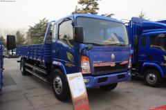 中國重汽 HOWO中卡 140馬力 4X2 欄板載貨車(chē)(ZZ1167G5215C1)
