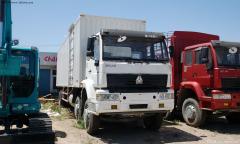 中國重汽 黃河少帥 190馬力 6X2 廂式載貨車(chē)(ZZ5161XXYG52C5W)