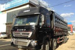 中國重汽 HOWO T7H重卡 390馬力 8X4 自卸車(chē)(ZZ3317V466HC1)