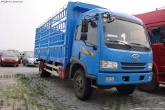 解放 駿威(J5K)中卡 130馬力 4X2 倉柵載貨車(chē)(CA5163CLXYP9K2L4AE)