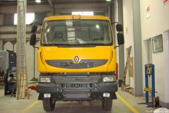 雷諾 Kerax系列重卡 380馬力 6X4 牽引車(chē)