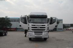 東風(fēng)柳汽 霸龍康明斯M7C重卡 400馬力 6X4 牽引車(chē)