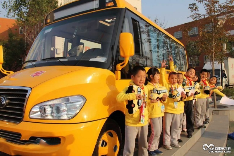 校車(chē) 商用車(chē)之家