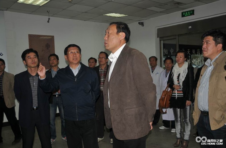 五洲龍：遼寧省科技廳趙景海副廳長(cháng)考察指導 商用車(chē)網(wǎng)報道