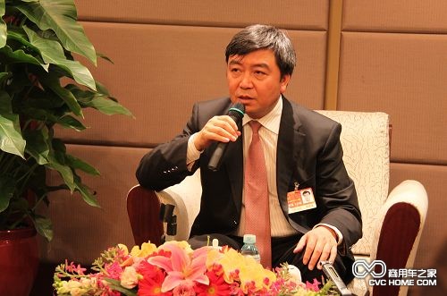 郭振甫(全國人大代表、鄭州日產(chǎn)汽車(chē)有限公司總經(jīng)理) 商用車(chē)之家