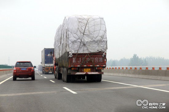 唐山:專(zhuān)項治理貨車(chē)“雙超” 已查處超限超載車(chē)532輛