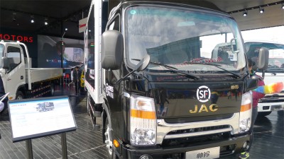 【圖集】2014北京車(chē)展 江淮帥玲 車(chē)展熱圖