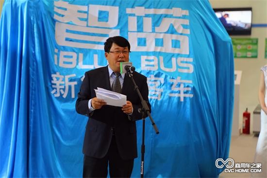 智創(chuàng  )新能源汽車(chē)藍海 歐輝“智藍風(fēng)暴”奪目起航 商用車(chē)之家
