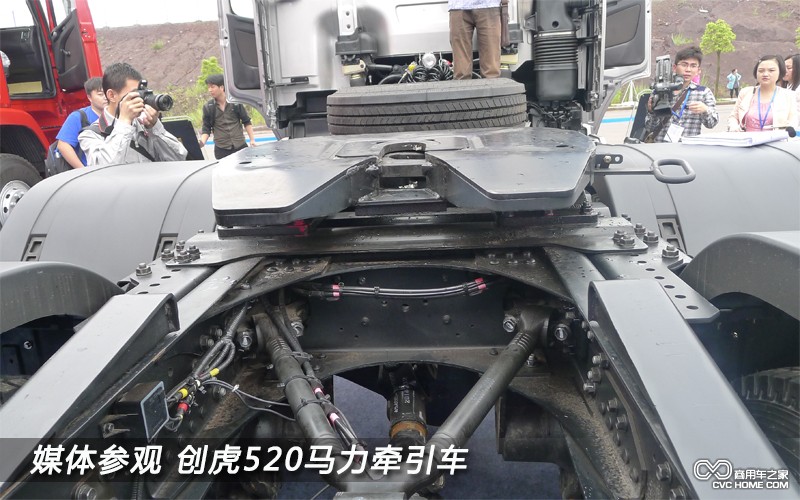 創(chuàng )虎下山驚風(fēng)雨 重卡司機不再“苦行僧” 商用車(chē)網(wǎng)報道6