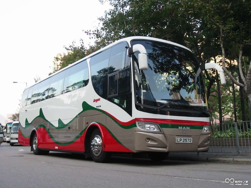 猛獅客車(chē) 商用車(chē)之家訊