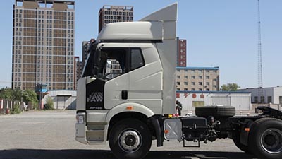 2013款解放 J6P重卡 420馬力 6X4 牽引車(chē)(CA4250P66K24T1A3HE)