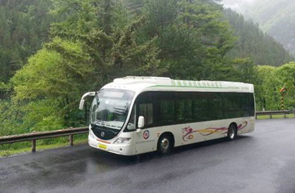 首輛翻越3600米海拔純電動(dòng)客車(chē)下月投運 商用車(chē)之家
