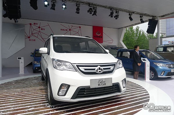 長(cháng)安歐力威 緊湊型MPV