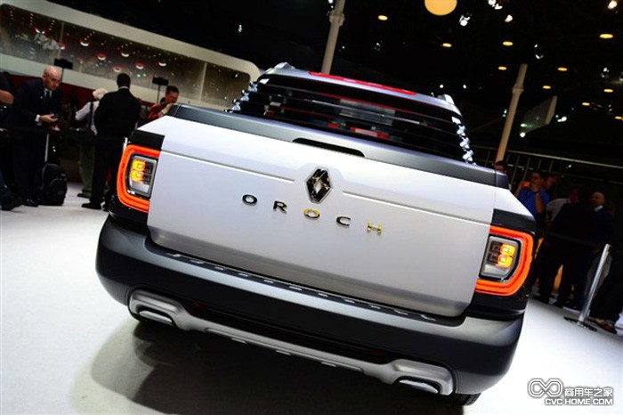 Duster Oroch概念車(chē)后部