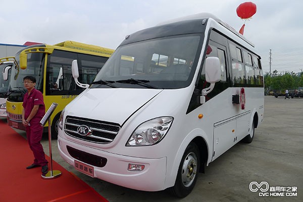 安徽新能源汽車(chē)發(fā)展國際論壇 安凱汽車(chē)