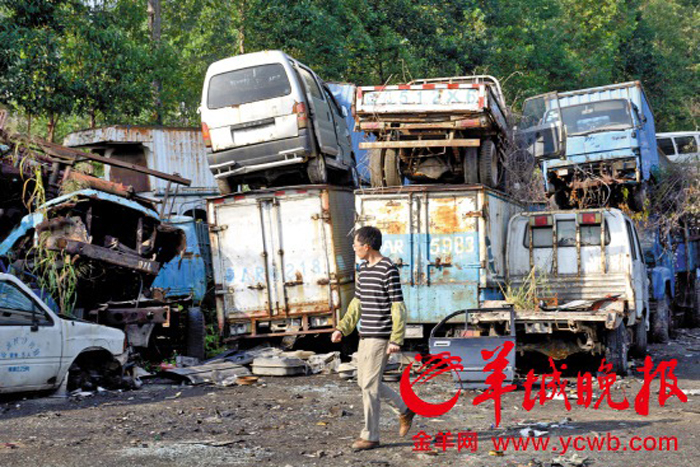 報廢黃標車(chē)都將在這樣的報廢機動(dòng)車(chē)回收場(chǎng)拆解
