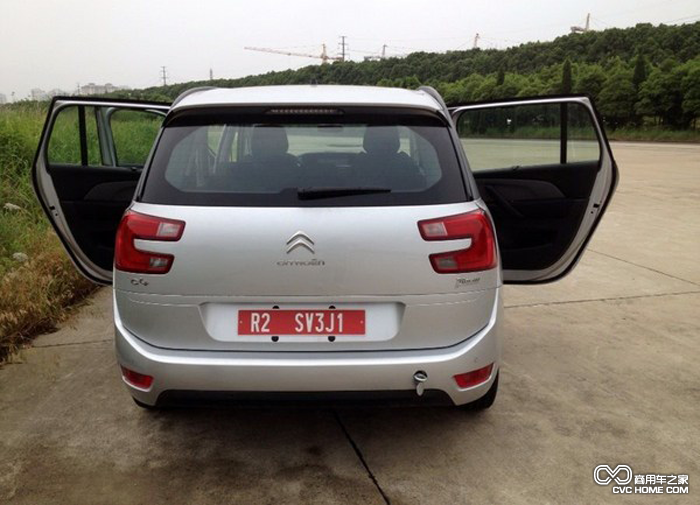 大C4畢加索后側外觀(guān)