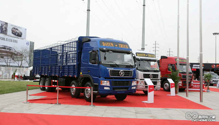 大運年會(huì )展示的卡車(chē)