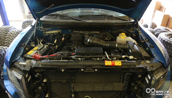 6.2升V8發(fā)動(dòng)機