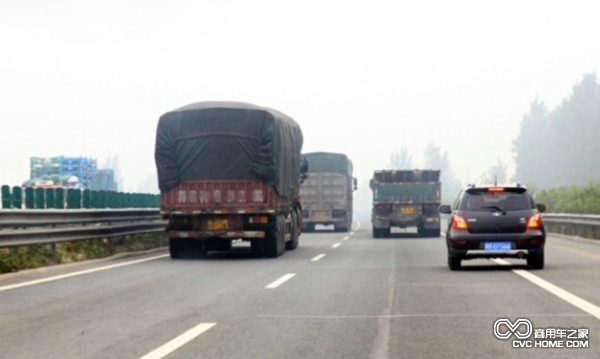誰(shuí)是霧霾罪魁禍首？商用車(chē)漸成眾矢之的
