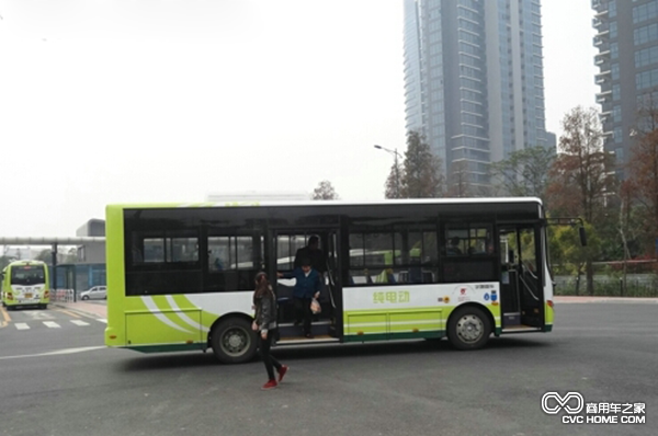 順德采用宇通新型快充解決方案 E8運營(yíng)效益良好
