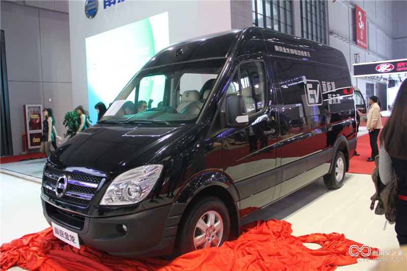 2015上海車(chē)展 南京金龍續航王