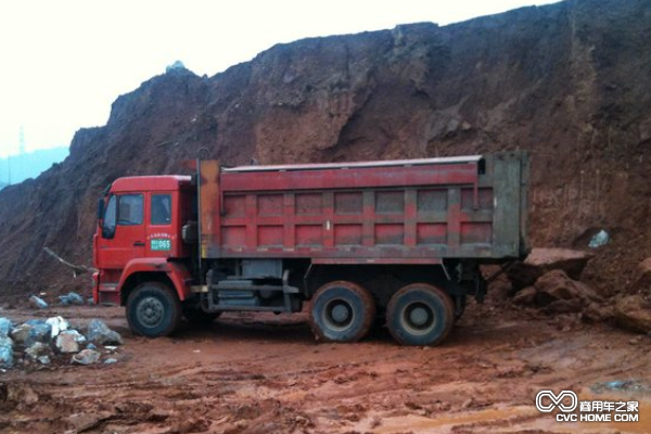 北京空氣重度污染渣土車(chē)停運