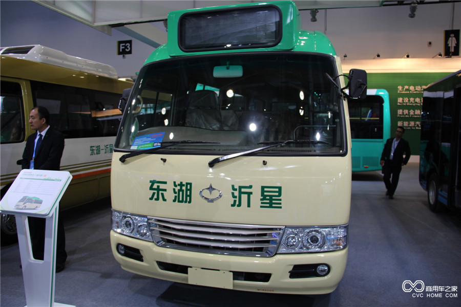 2015節能與新能源汽車(chē)成果展東湖商務(wù)車(chē)海外版