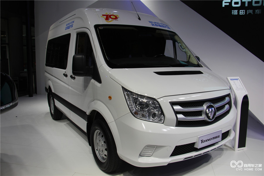 2015廣州車(chē)展：福田圖雅諾輕客奢華內飾