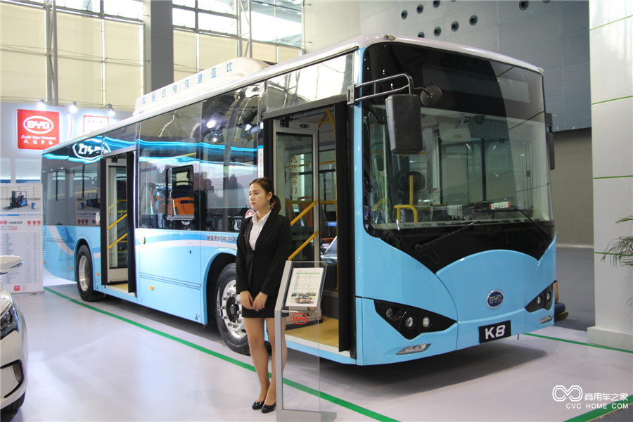 2015廣州車(chē)展：比亞迪K8公交車(chē)
