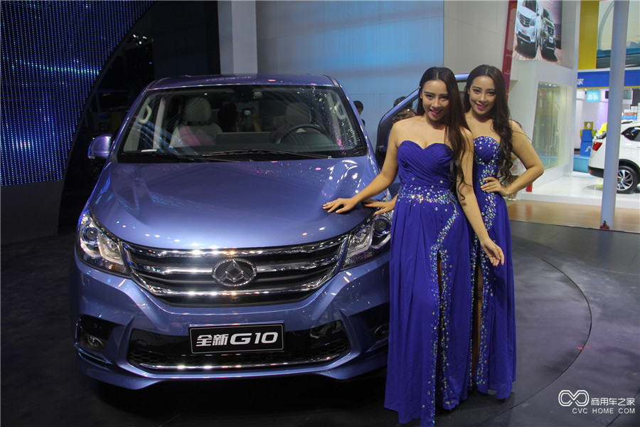2015廣州車(chē)展：全新上汽大通G10商務(wù)MPV