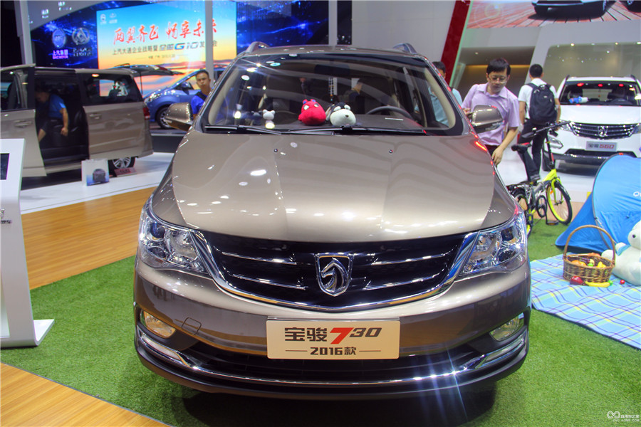 2015廣州車(chē)展：上汽通用五菱寶駿730  2016款