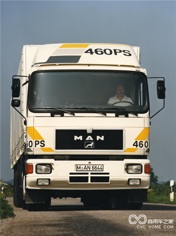 1986年，曼恩F90 再次榮獲年度卡車(chē)稱(chēng)號。.jpg