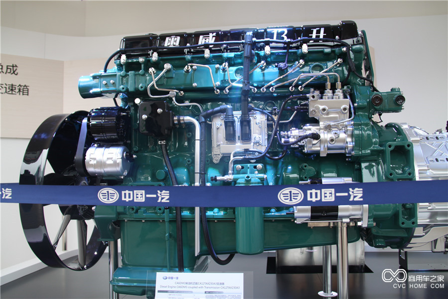2016北京車(chē)展 一汽解放奧威CA6DM3 13L發(fā)動(dòng)機