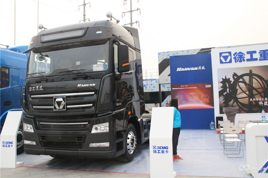 2016北京車(chē)展 徐工重卡漢風(fēng)G900