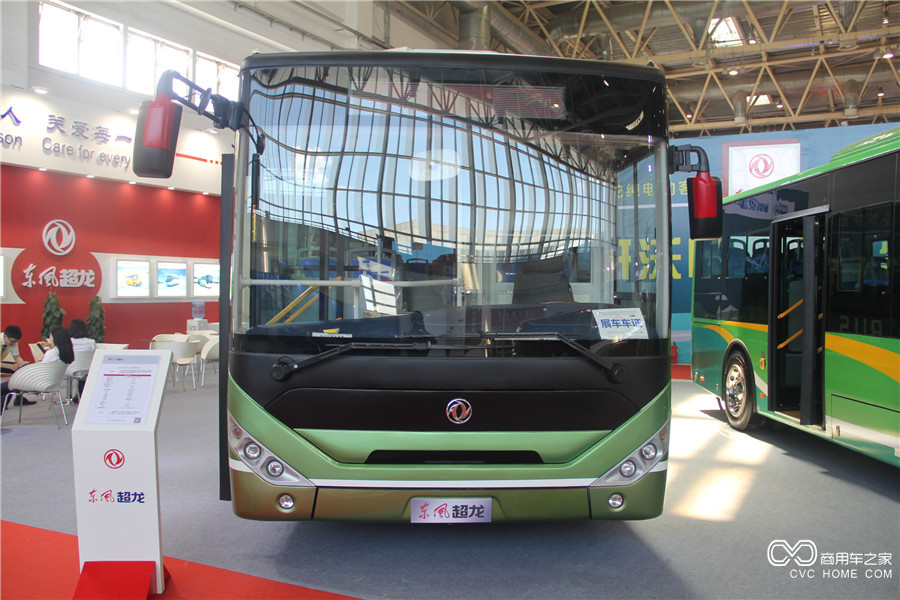 2016北京道路運輸展 東風(fēng)超龍12米純電動(dòng)城市客車(chē)