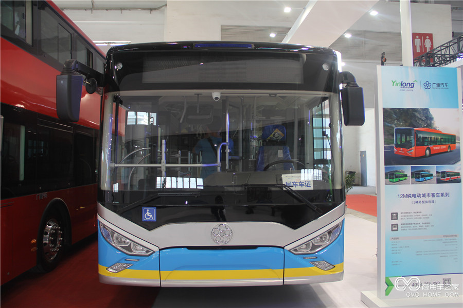 2016北京道路運輸展 銀隆12米純電動(dòng)城市客車(chē)