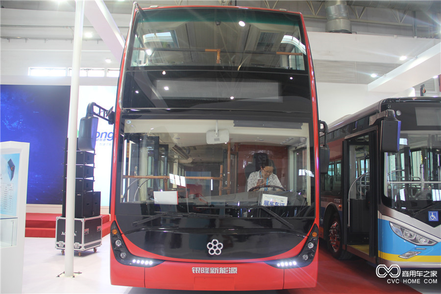 2016北京道路運輸展  銀隆13米純電動(dòng)雙層城市客車(chē)