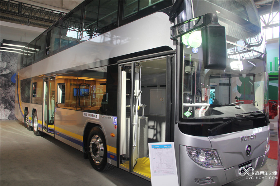 2016北京道路運輸展 福田歐輝BJ6128雙層LNG城市客車(chē)