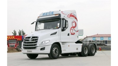 東風(fēng)柳汽乘龍T7 500馬力6*4牽引車(chē)