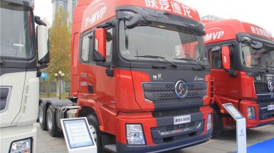 陜汽x3000北方牽引車(chē)