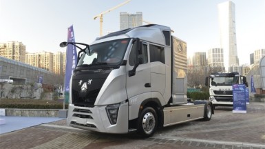 黃河X(jué)7 4X2燃料電池牽引車(chē)